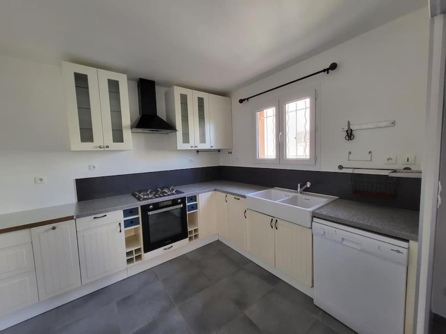Villa La Garde  Eksteriør billede